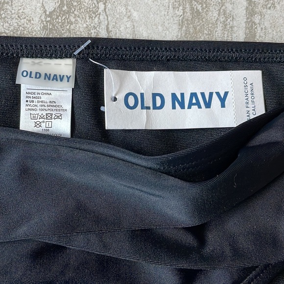 Old Navy ,black,Large,bottom bikini for women - Picture 3 of 7